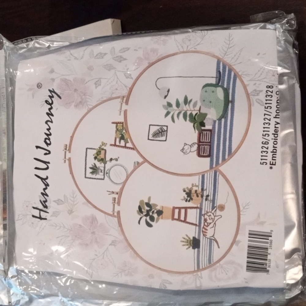 4-Sets Complete Embroidery & Diamond Painting Hobbyists Unused Four Complete Set - Picture 3 of 12